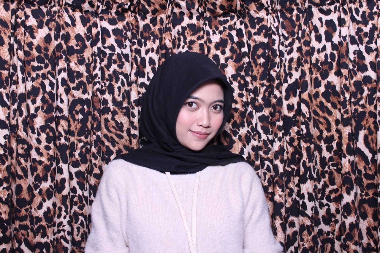 Curtain Leopard Booth