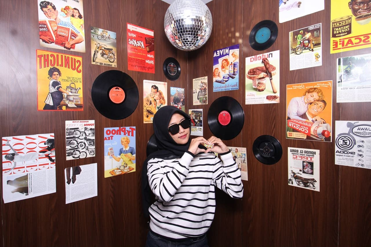 Vintage Disco Booth
