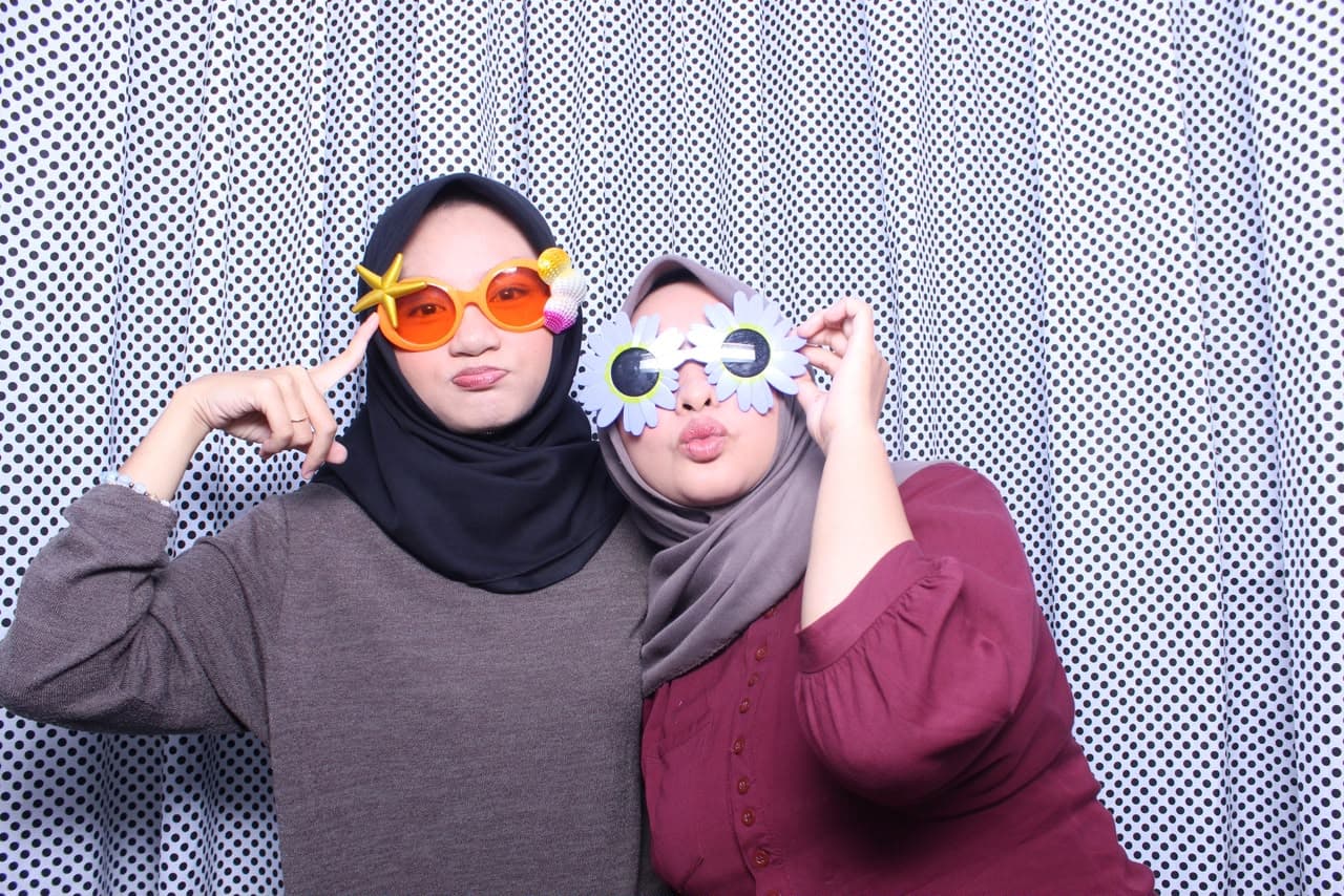 Curtain Polkadot Booth
